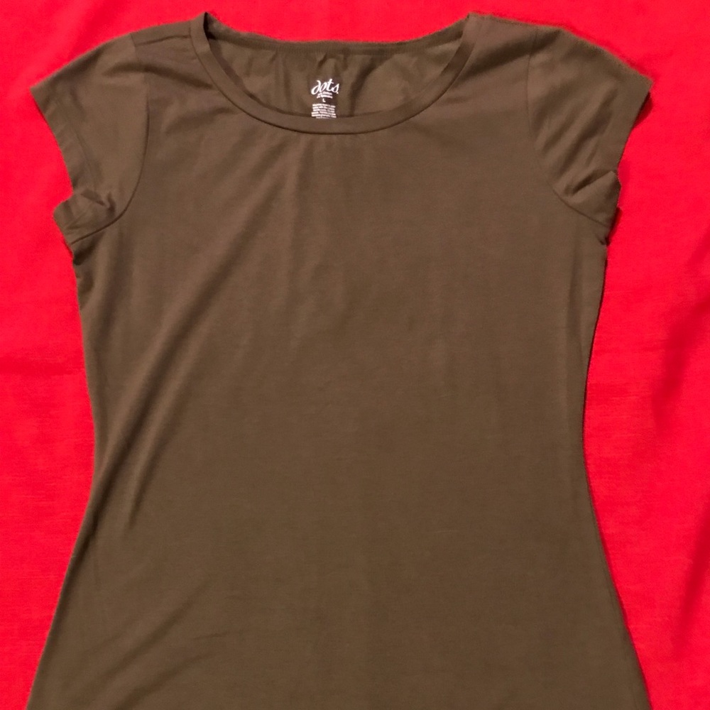 Dots Army Green Tee Shirt- Size L